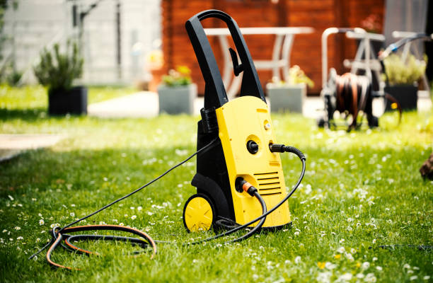 Best Gutter Cleaning  in Loomis, CA